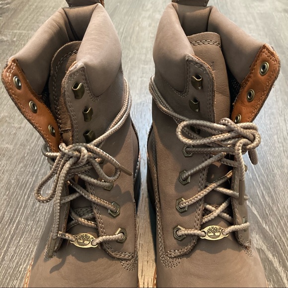 Timberland Women’s Boots NWOB Size 8 Courmayeur Valley Taupe Nubuck - Picture 5 of 12